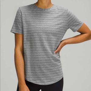 Lululemon on the move classic t shirt